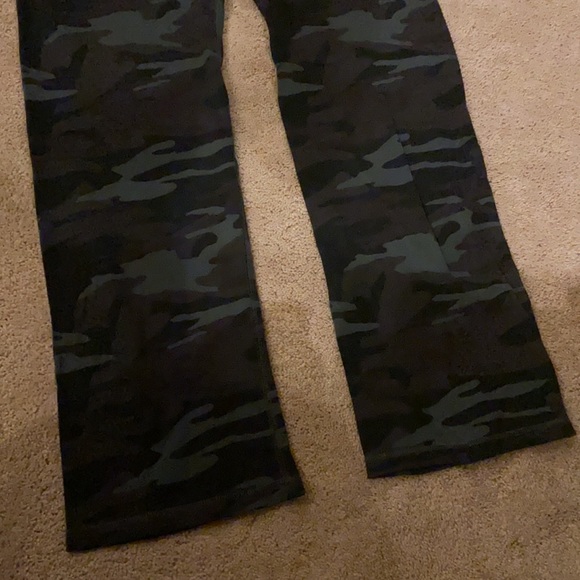 Matching set from express - Picture 3 of 4